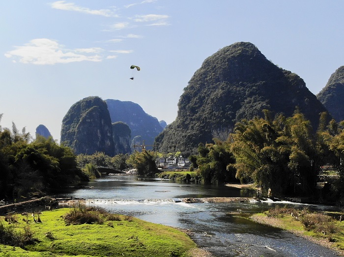 十里画廊滑翔机