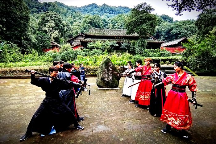 《发现峨眉派》剧本杀活动成新亮点