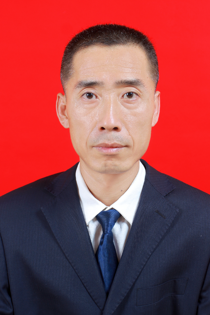 市政府机关党组成员、督查专员:文凯