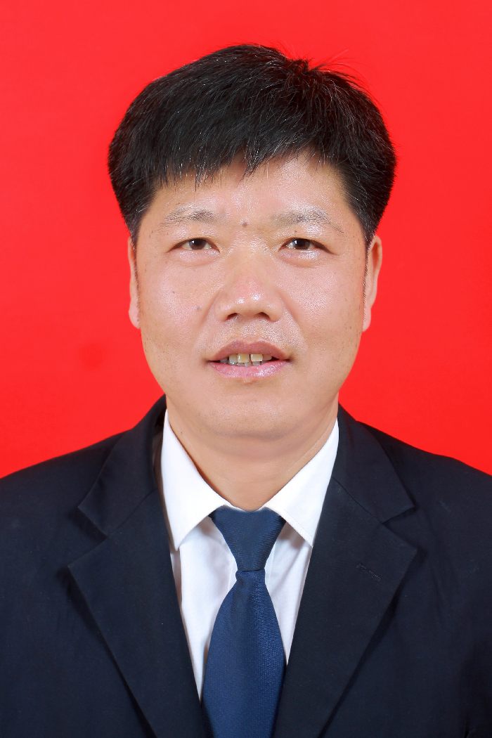 市政府机关党组成员、政府办副主任:王宗奎